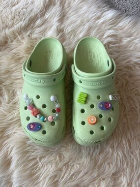 CROCS platform clog